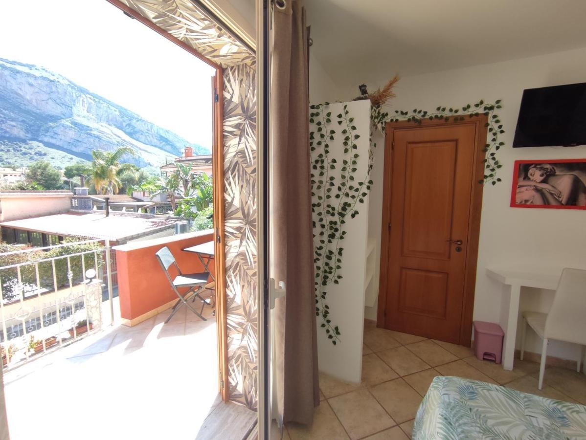 Casa Vacanze Isolotto Isola delle Femmine Kültér fotó